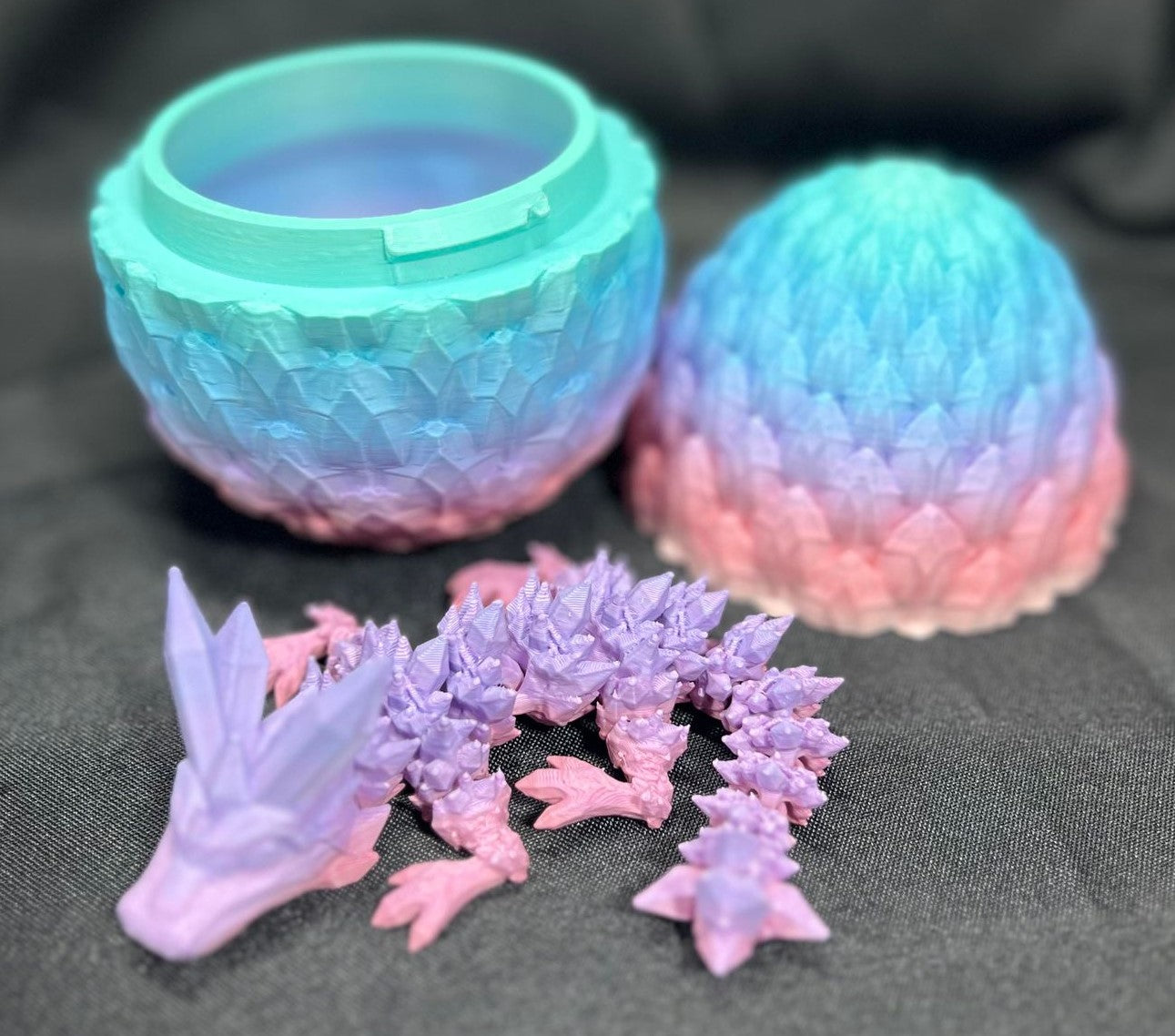 Mini Dragon with Egg in matte