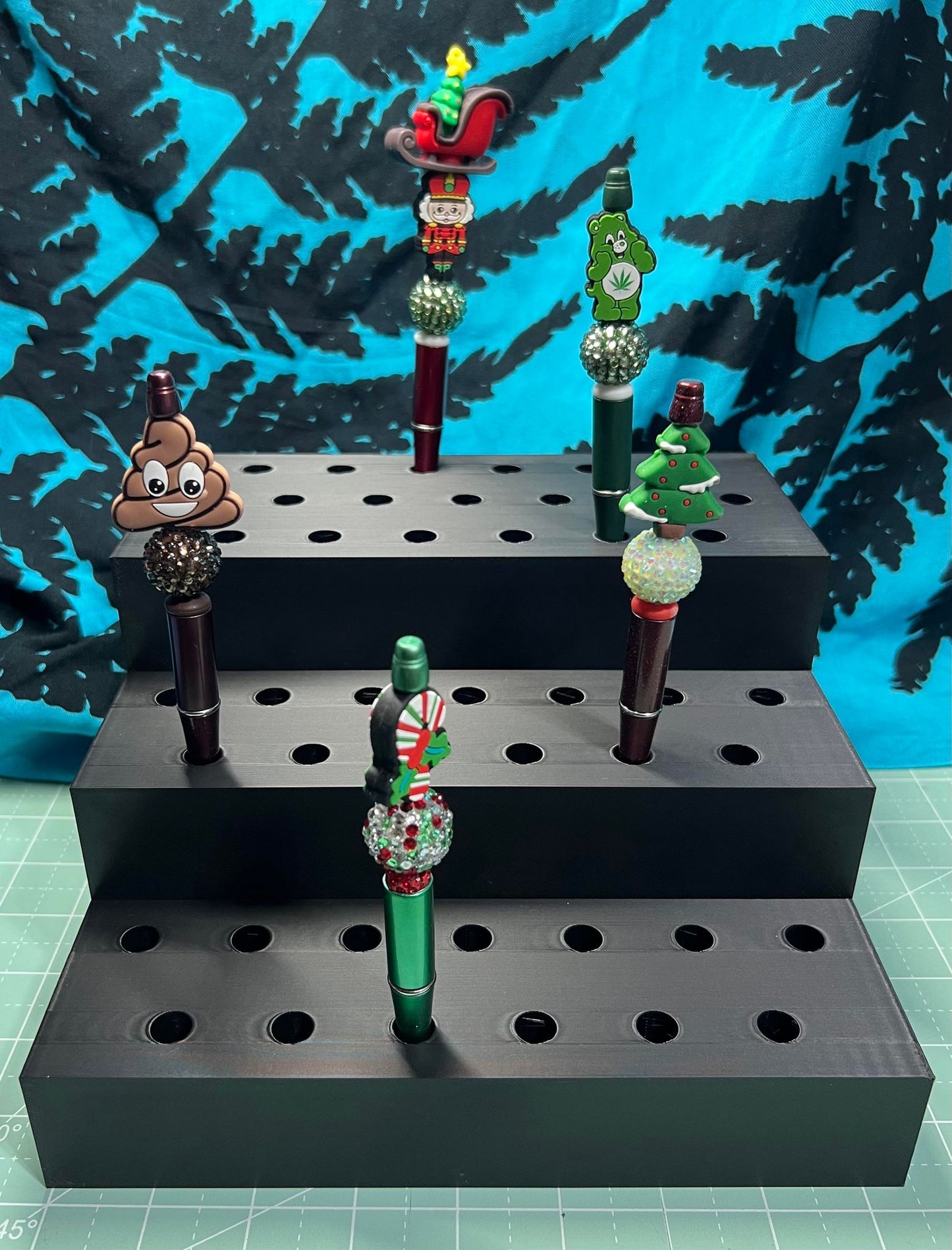 SPECIAL ORDER - PLEASE INQUIRE ** Tiered Focal Bead Pen CENTER Stadium (Peni)