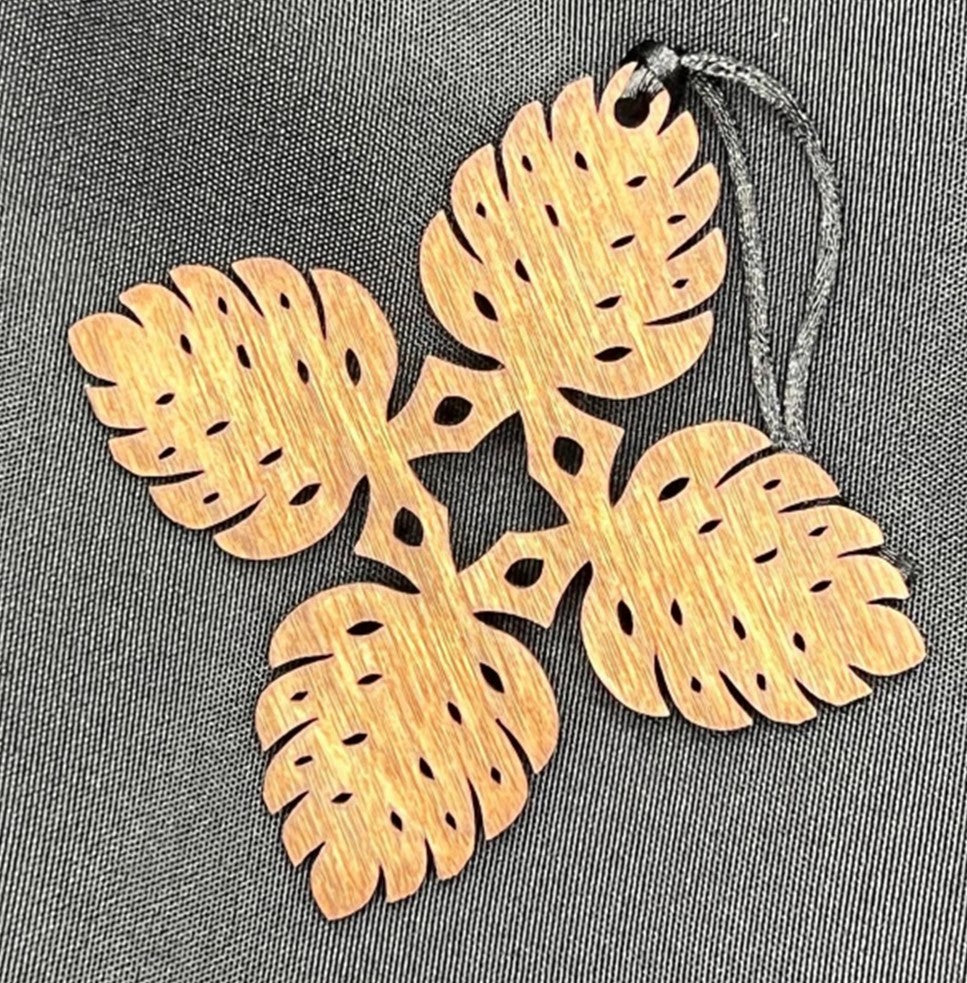 Monstera Ornament Quilt