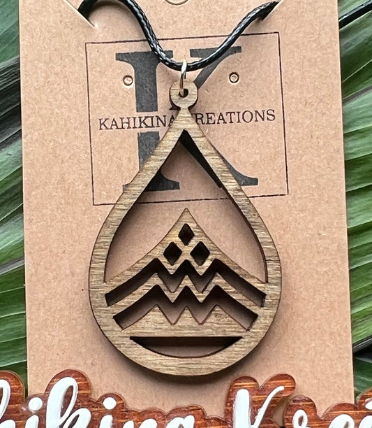 Necklace Mauna Teardrop