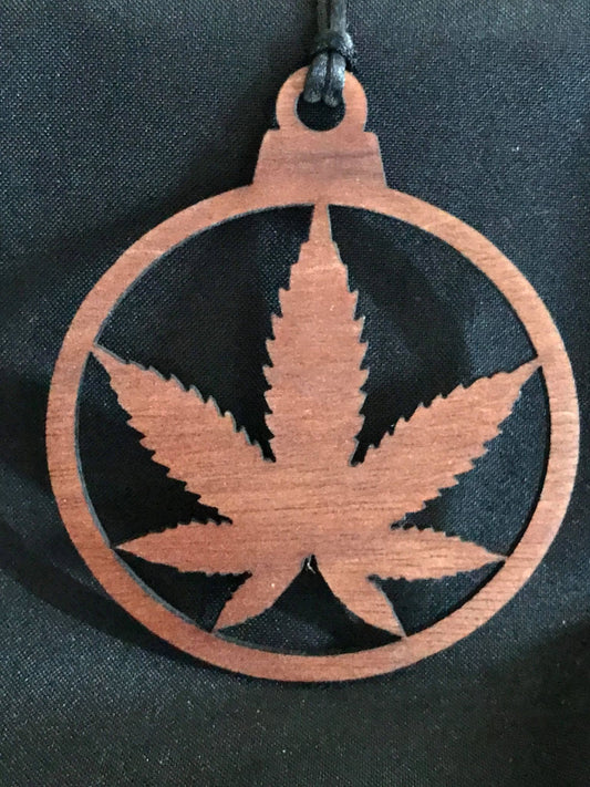 Marajuana 420 Circle Ornament