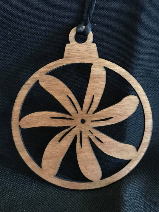 Tiare Flower Circle Ornament